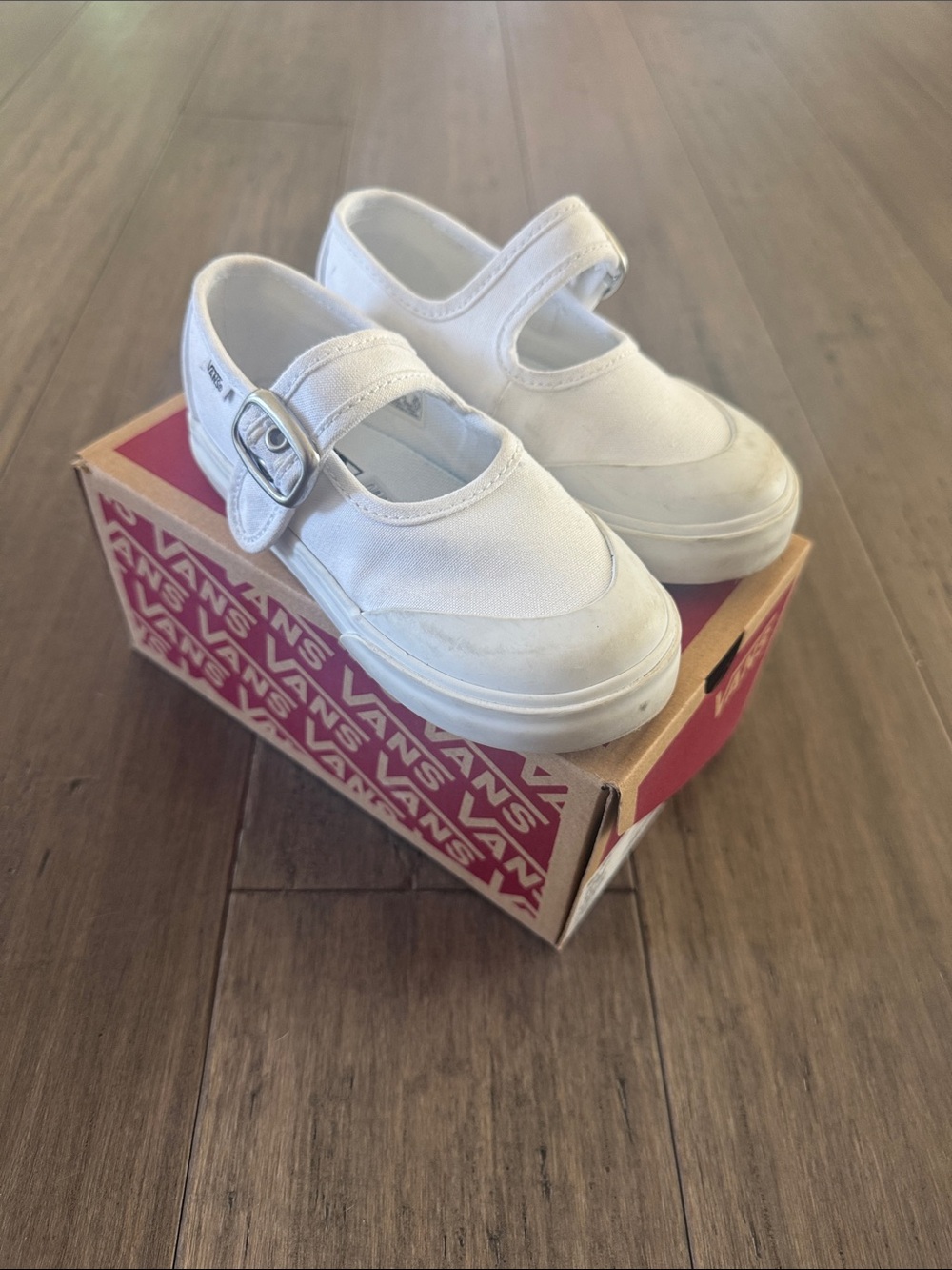 Vans Kids White Mary Jane Canvas Sneaker with Buckle
